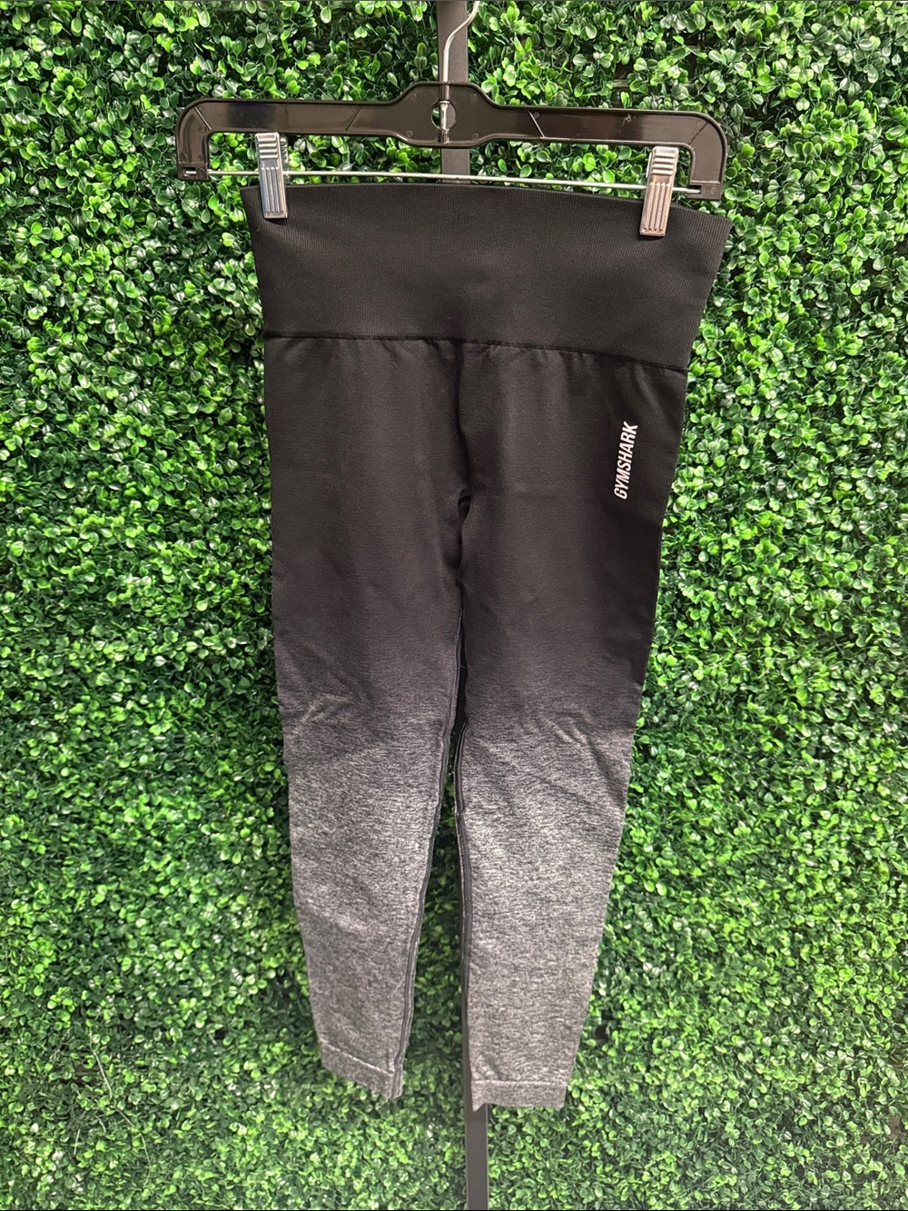 Gymshark Women’s Petite Length Black-to-Gray Ombre High-Waist Leggings